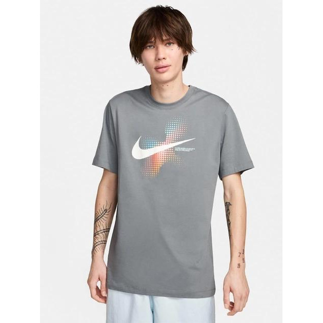 Nike Футболка бавовняна чоловіча  M Nsw Tee 6Mo Swoosh FQ7998-084 L (196977820489) - зображення 1