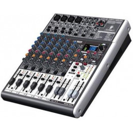   Behringer XENYX X1204USB