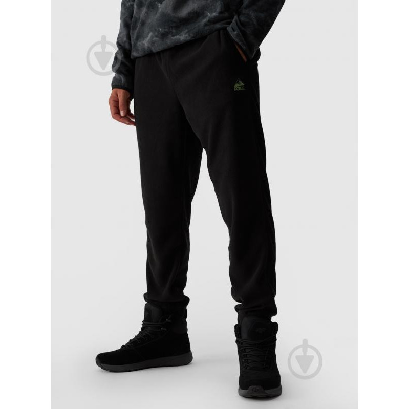 4F Спортивні штани утеплені чоловічі  Trousers Cas M0822 4FWAW24TTROM0822-20S XL Чорні (5905700075745) - зображення 1