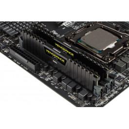   Corsair 8 GB DDR4 2666 MHz (CMK8GX4M1A2666C16)