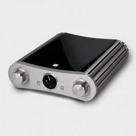   Gato Audio AMP-150 High Gloss Black