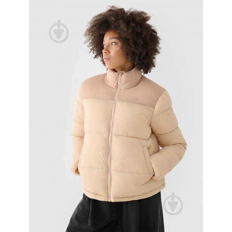 4F Пуховик короткий жіночий  Down Jacket F469 4FWAW24TDJAF469-83S XS Бежевий (5905700069300) - зображення 1