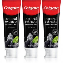   Colgate Natural Extracts Charcoal + White відбілююча зубна паста з вугіллям 3 x 75 мл