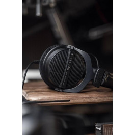   Beyerdynamic DT 990 PRO LB 80 Om Black Edition