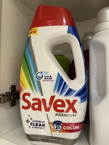 Фото Рідкий засіб для прання Savex Гель для прання  Premium Color 945мл (3800024047831) від користувача Orestiv.
