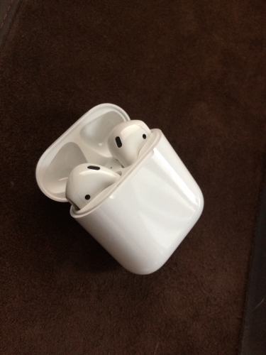Фото Навушники TWS Apple AirPods (MMEF2) від користувача mavbrd