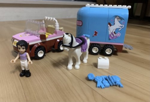 Фото Пластмасовий конструктор LEGO Friends Прицеп для перевозки лошадей Эми 3186 від користувача Maya