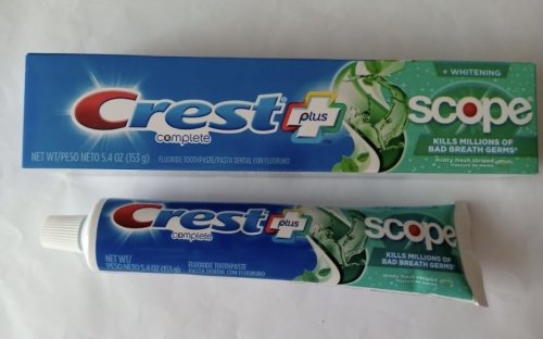 Фото  Crest Complete Multi-Benefit Whitening Scope Minty Fresh Striped Toothpaste 153g від користувача Maya