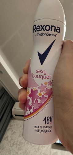 Фото дезодорант спрей Rexona Sexy Bouquet антиперспірант спрей 48 годин 200 мл від користувача Полеся