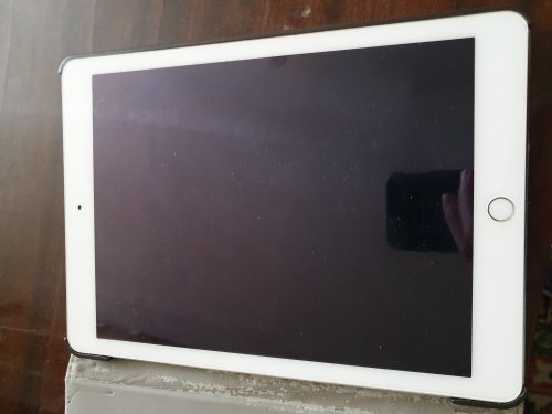 Фото Планшет Apple iPad Air 2019 Wi-Fi 64GB Silver (MUUK2) від користувача 2364275