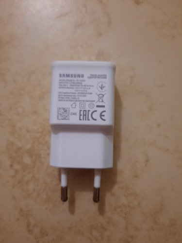 Фото Мережевий зарядний пристрій Samsung Adaptive Fast Charger QC 2.0 без шнура Black (EP-TA20) від користувача 4521