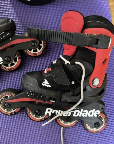 Фото Роликові ковзани розсувні Rollerblade Microblade / размер 28-32 black/red (07957200741 28-32) від користувача Mexanik