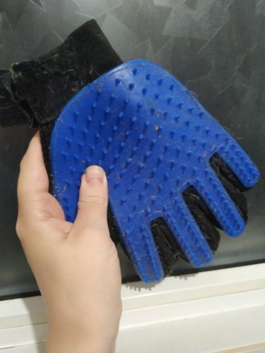 Фото рукавичка для вичісування шерсті  True Touch Перчатка для вычесывания шерсти для кошек и собак від користувача Каріна Шкуріна