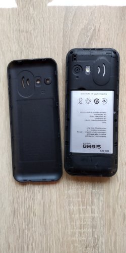 Фото Мобільний телефон Sigma mobile X-style S3500 sKai Black від користувача XOI