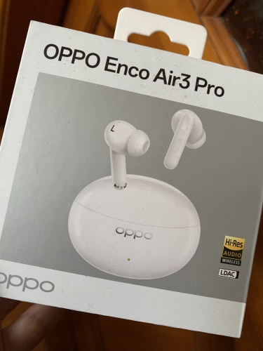 Фото Навушники TWS OPPO Enco Air3 Pro White від користувача Bozhena Voitko