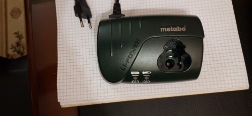 Фото Зарядний пристрій для електроінструменту Metabo LC 40 (627064000) від користувача Tukanoff