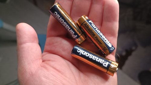 Фото Батарейка Panasonic AA bat Alkaline 4шт Power Rangers (LR6REB/4BPRPR) від користувача QuickStarts