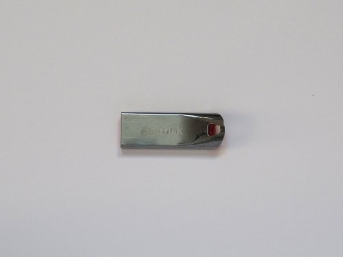 SanDisk 16 GB Cruzer Force SDCZ71-016G-B35