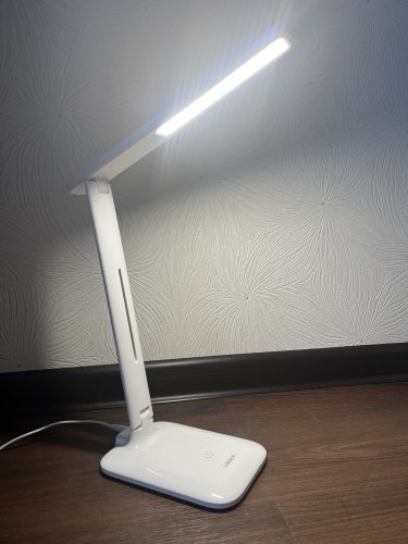 Фото Офісна настільна лампа VIDEX LED 7W 3000-5500K 220V (VL-TF02W) від користувача Orestiv.