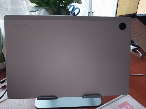 Фото Планшет Samsung Galaxy Tab A8 10.5 3/32GB Wi-Fi Silver (SM-X200NZSA) від користувача Олександр Ралік