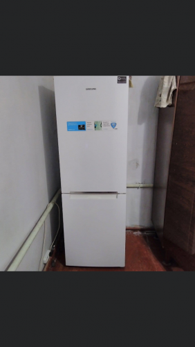 Фото Холодильник з морозильною камерою Samsung BRB30703EWW від користувача mihail98