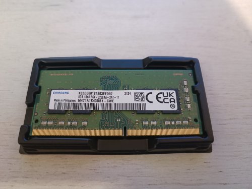 Фото Пам'ять для ноутбуків Samsung 8 GB SO-DIMM DDR4 3200 MHz (M471A1K43DB1-CWE) від користувача 888vital888