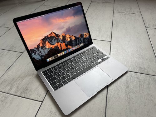 Фото Ноутбук Apple MacBook Air 13" Space Gray Late 2020 (Z124000FK, Z124000MM, Z124000PN, Z1240004P) від користувача outatime
