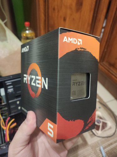 Фото Процесор AMD Ryzen 5 5600 (100-100000927BOX) від користувача Кирил