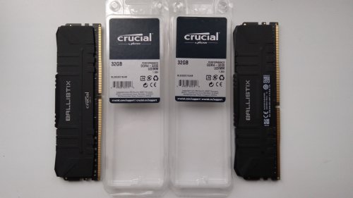 Фото Пам'ять для настільних комп'ютерів Crucial 32 GB DDR4 3200 MHz Ballistix Black (BL32G32C16U4B) від користувача Z86