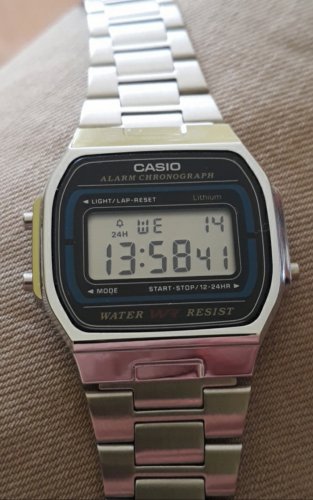 Фото Чоловічий годинник Casio Standard Digital A164WA-1VES від користувача Донг Жуанг