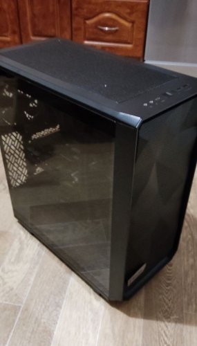 Фото Корпус Fractal Design Meshify 2 Compact Dark TG (FD-C-MES2C-02) від користувача Ярослав Ігорович