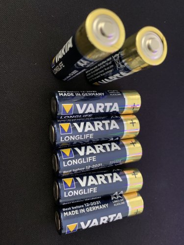 Фото Батарейка Varta AA bat Alkaline 10шт LONGLIFE EXTRA (04106101461) від користувача Игорь