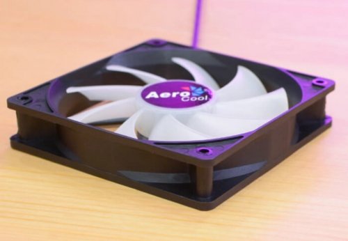 Фото Вентилятор Aerocool Frost 12 PWM від користувача Игорь