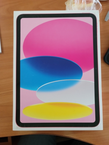Фото Планшет Apple iPad 10.9 2022 Wi-Fi 64GB Pink (MPQ33) від користувача Ironhide