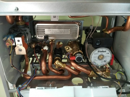 Фото Котел газовий стандартний Vaillant turboTEC plus VUW INT 242-5 від користувача KMR