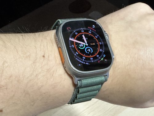 Фото Смарт-годинник Apple Watch Ultra GPS + Cellular 49mm Titanium Case with Green Alpine Loop - Large (MQEX3/MQFP3) від користувача Yuri