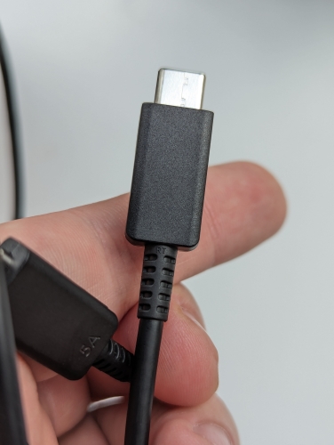 Фото Мережевий зарядний пристрій Samsung 45W PD Compact Power Adapter with Type-C cable Black (EP-T4510XBE) від користувача Dmitriy Bortnik