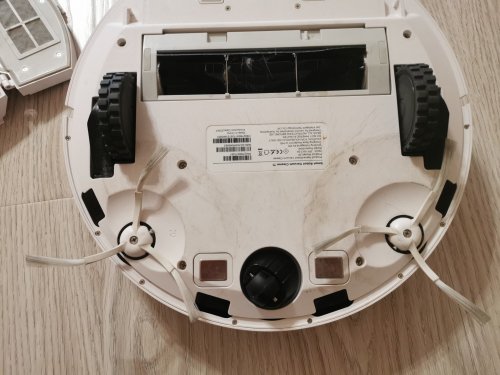 Фото Робот-пилосос з вологим прибиранням Lenovo Robot Vacuum Cleaner T1 від користувача Борис Лахман