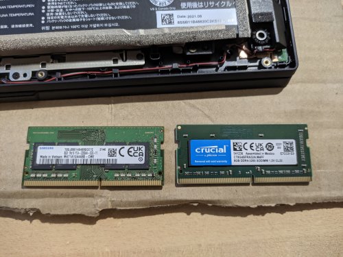 Фото Пам'ять для ноутбуків Crucial 8 GB SO-DIMM DDR4 3200 MHz (CT8G4SFRA32A) від користувача VoDorod