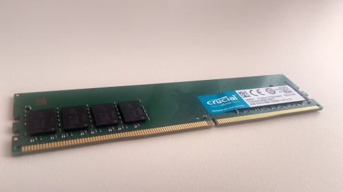 Фото Пам'ять для настільних комп'ютерів Crucial 4 GB DDR4 2666 MHz (CT4G4DFS8266) від користувача 