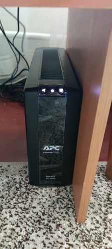 Фото Лінійно-інтерактивне ДБЖ APC Back UPS Pro BR 1600VA, LCD (BR1600MI) від користувача Serhii Kaushan