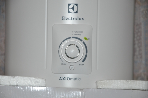 Фото Водонагрівач (бойлер) електричний накопичувальний Electrolux EWH 50 AXIOmatic Slim від користувача Алексей Алексей