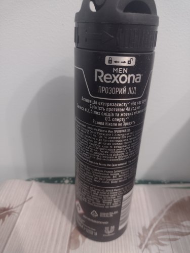 Фото дезодорант спрей Rexona Invisible on Black + White Clothes антиперспірант спрей 48 годин 150 мл від користувача Уляна