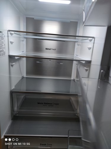 Фото Холодильник з морозильною камерою LG GA-B459SMQM від користувача Виктор Новицкий