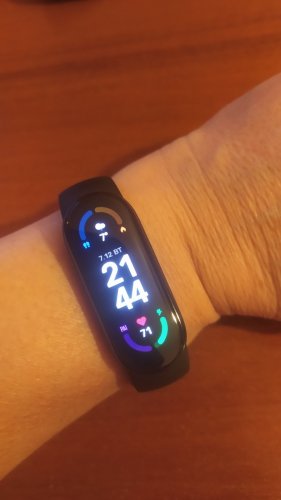 Фото Фітнес-браслет Xiaomi Mi Smart Band 6 Black (BHR4951GL, BHR4955CN) від користувача jozefin L