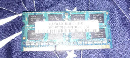 Фото Пам'ять для ноутбуків SK hynix 2 GB SO-DIMM DDR3 1066 MHz (HMT125S6BFR8C-G7) від користувача zetsuobilly