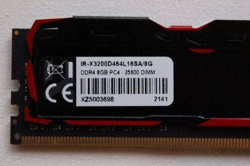 Фото Пам'ять для настільних комп'ютерів GOODRAM 16 GB (2x8GB) DDR4 3200 MHz IRDM X (IR-X3200D464L16SA/16GDC) від користувача Andrii