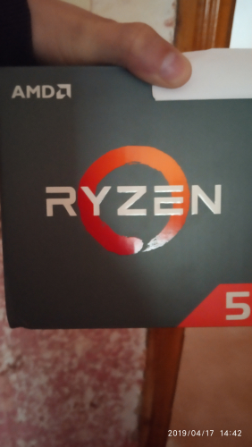 Фото Процесор AMD Ryzen 5 1600 (YD1600BBAEBOX) від користувача Денис Викторов