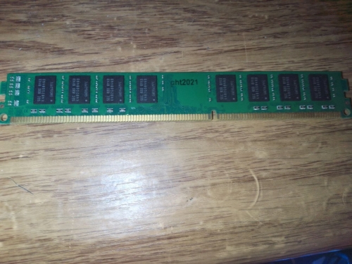Фото Пам'ять для настільних комп'ютерів Golden Memory 4 GB DDR3 1600 MHz (GM16N11/4) від користувача mandragor971