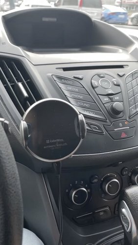 Фото Автомобільний тримач для смартфона ColorWay AutoSense Car Wireless Charger 2 15W Black (CW-CHAW036Q-BK) від користувача Дмитро Кушнаренко